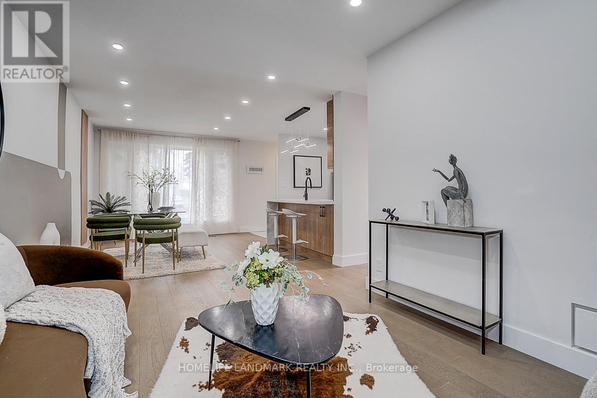 304 Kerswell Drive, Richmond Hill (Crosby), Ontario  L4C 2X2 - Photo 12 - N12962588