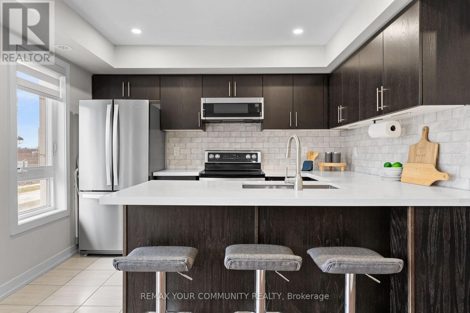 2112 - 2 Westmeath Lane, Markham (Cornell), Ontario  L6B 1N5 - Photo 8 - N12962686