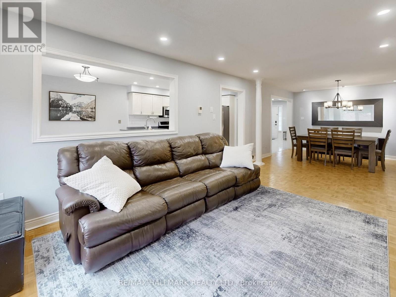 156 Stone Road, Aurora, Ontario  L4G 6Y9 - Photo 10 - N12962716