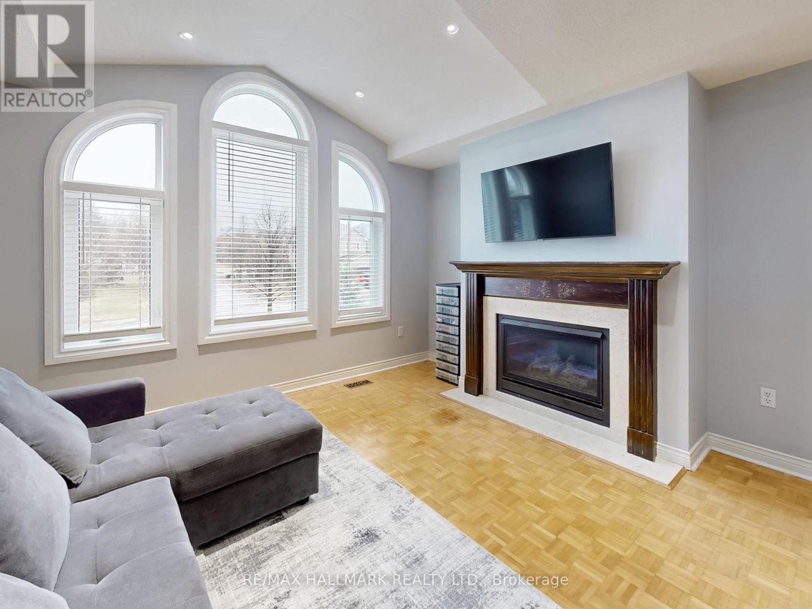 156 Stone Road, Aurora, Ontario  L4G 6Y9 - Photo 23 - N12962716