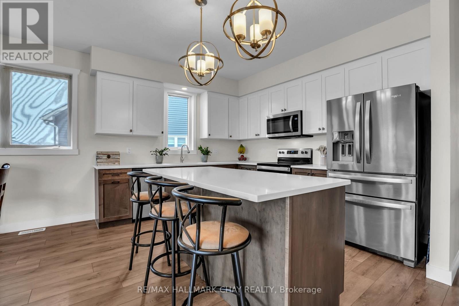 47 Allenwood Road, Springwater (Elmvale), Ontario  L0L 1P0 - Photo 11 - S12962628