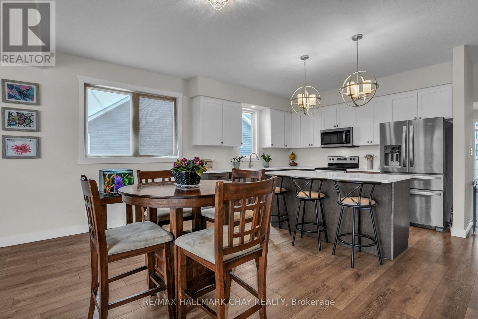 47 Allenwood Road, Springwater (Elmvale), Ontario  L0L 1P0 - Photo 12 - S12962628