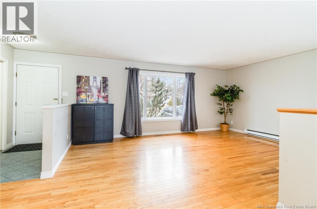 76 Sprucewood Drive, New Maryland, New Brunswick  E3C 1C6 - Photo 9 - NB136286