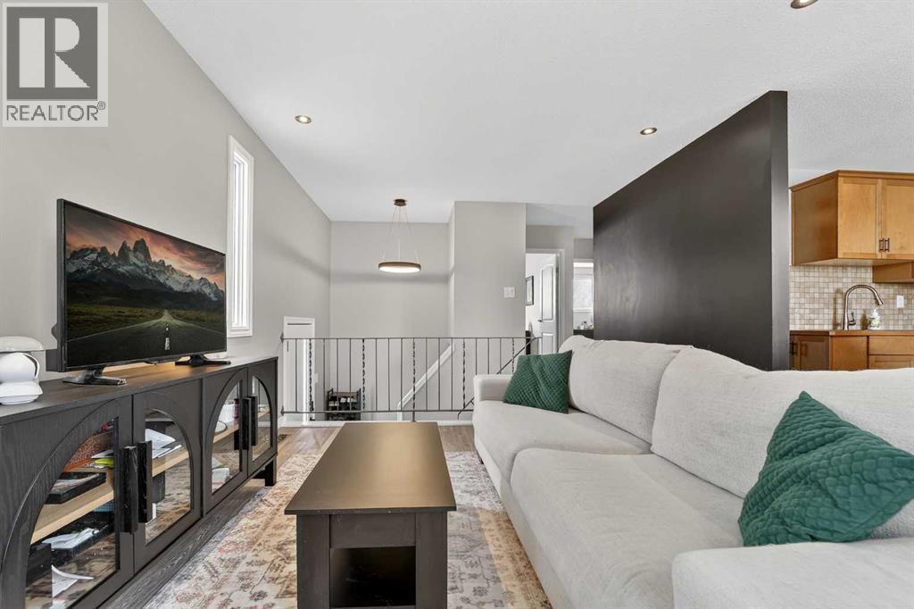 1016 42 Avenue N, Lethbridge, Alberta  T1H 6C1 - Photo 8 - A2299505