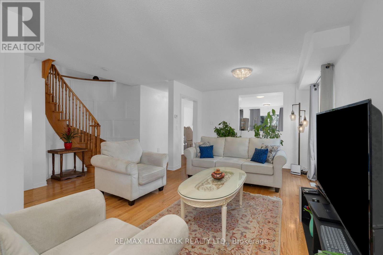 78 Sunridge Street, Richmond Hill, Ontario  L4E 3Z4 - Photo 7 - N12957818