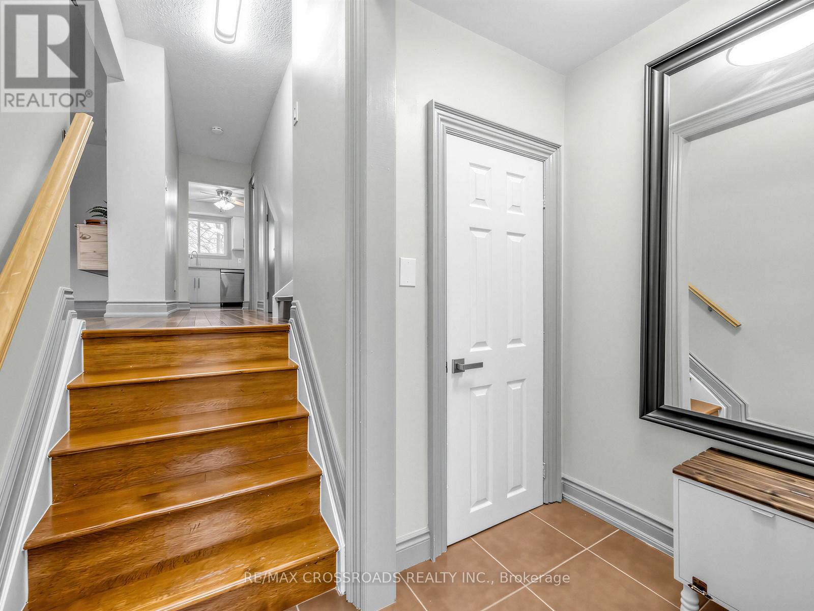 133 - 3175 Kirwin Avenue, Mississauga (Cooksville), Ontario  L5A 3M4 - Photo 10 - W12962550