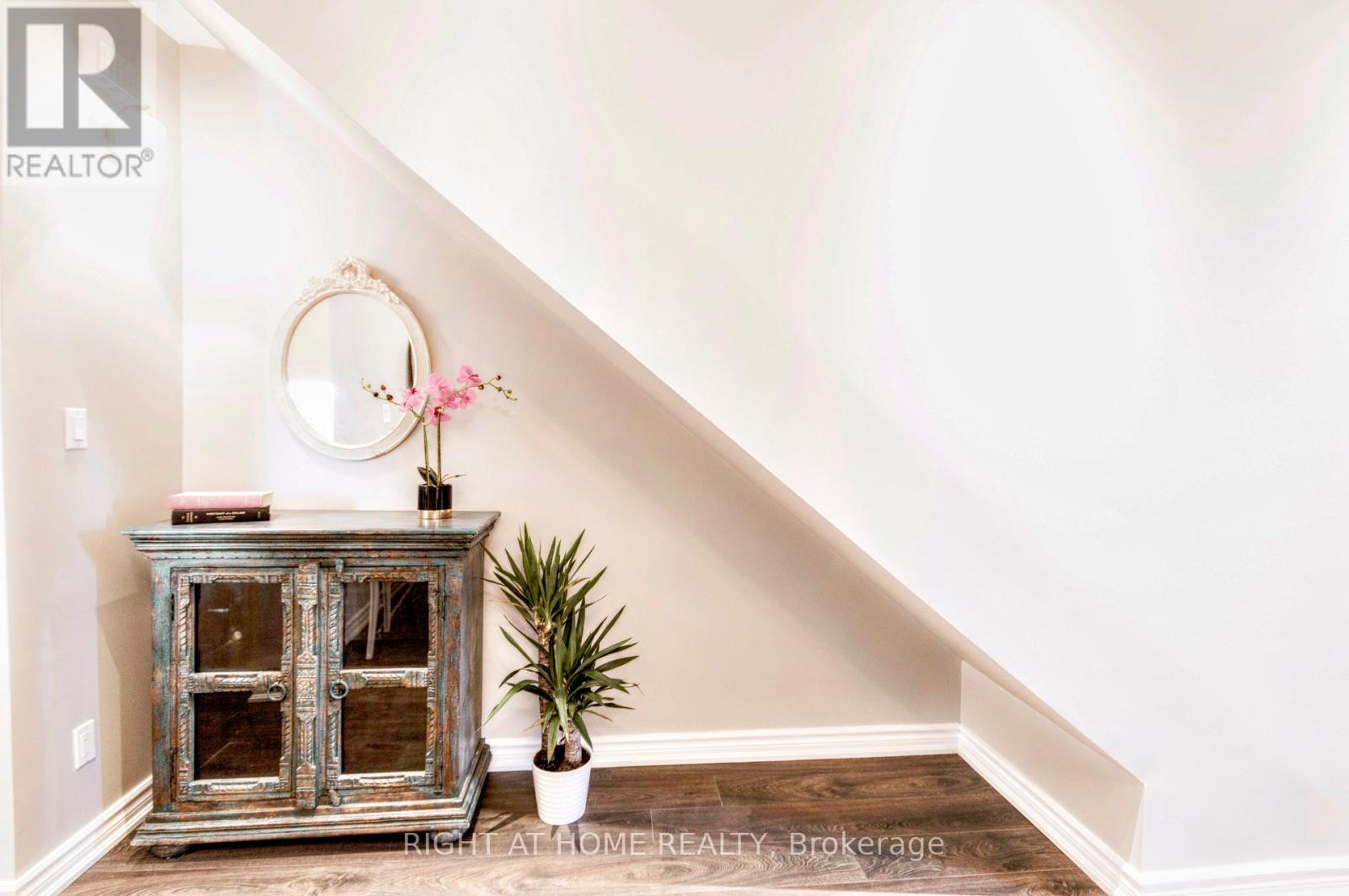 Main - 612 St Clarens Avenue, Toronto (Dovercourt-Wallace Emerson-Junction), Ontario  M6H 3W9 - Photo 3 - W12962600