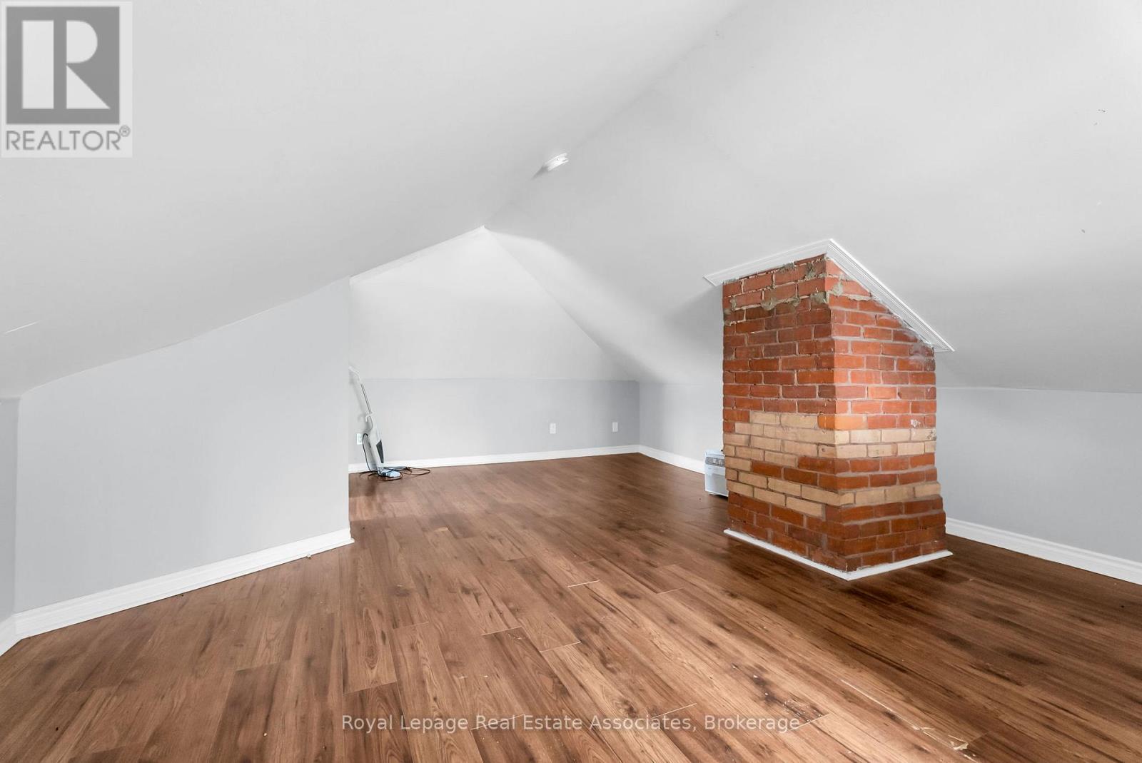 1 Third Avenue, Orangeville, Ontario  L9W 1G8 - Photo 37 - W12962612