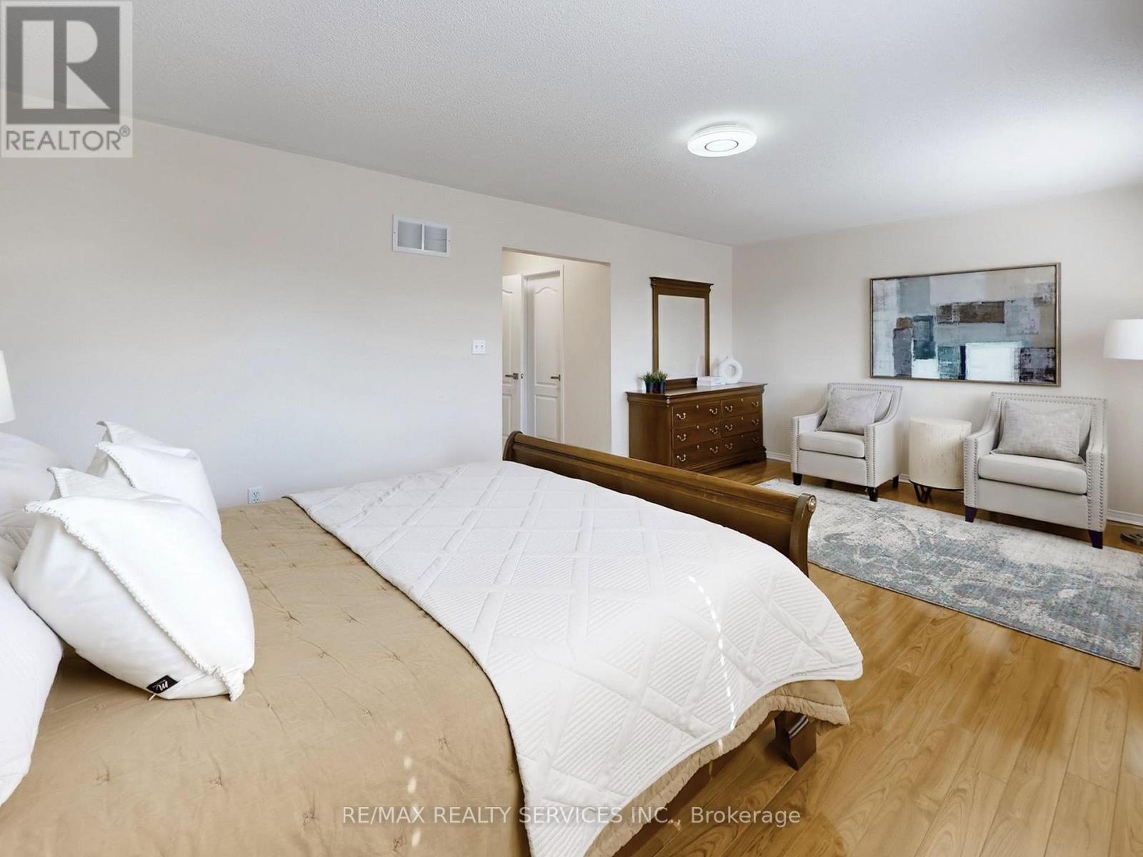 6169 Rowers Crescent, Mississauga, Ontario  L5V 3A1 - Photo 25 - W12962618