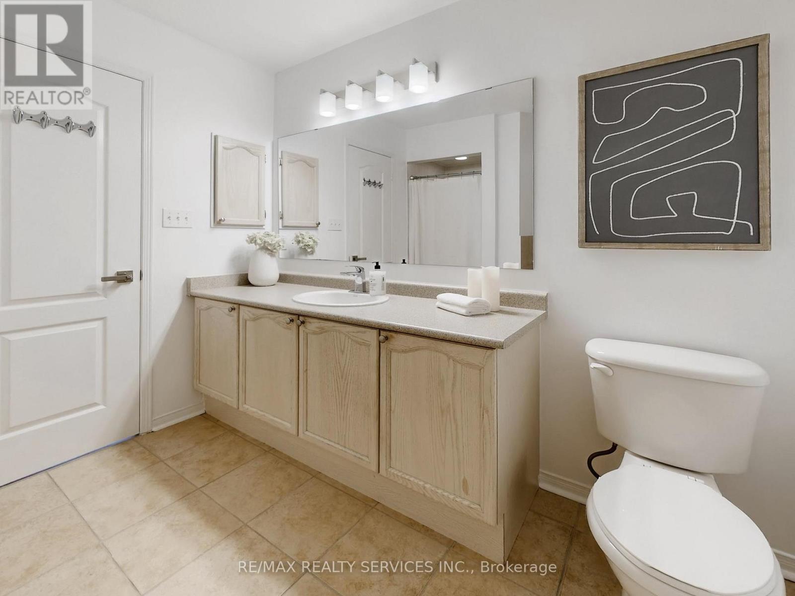 6169 Rowers Crescent, Mississauga, Ontario  L5V 3A1 - Photo 26 - W12962618