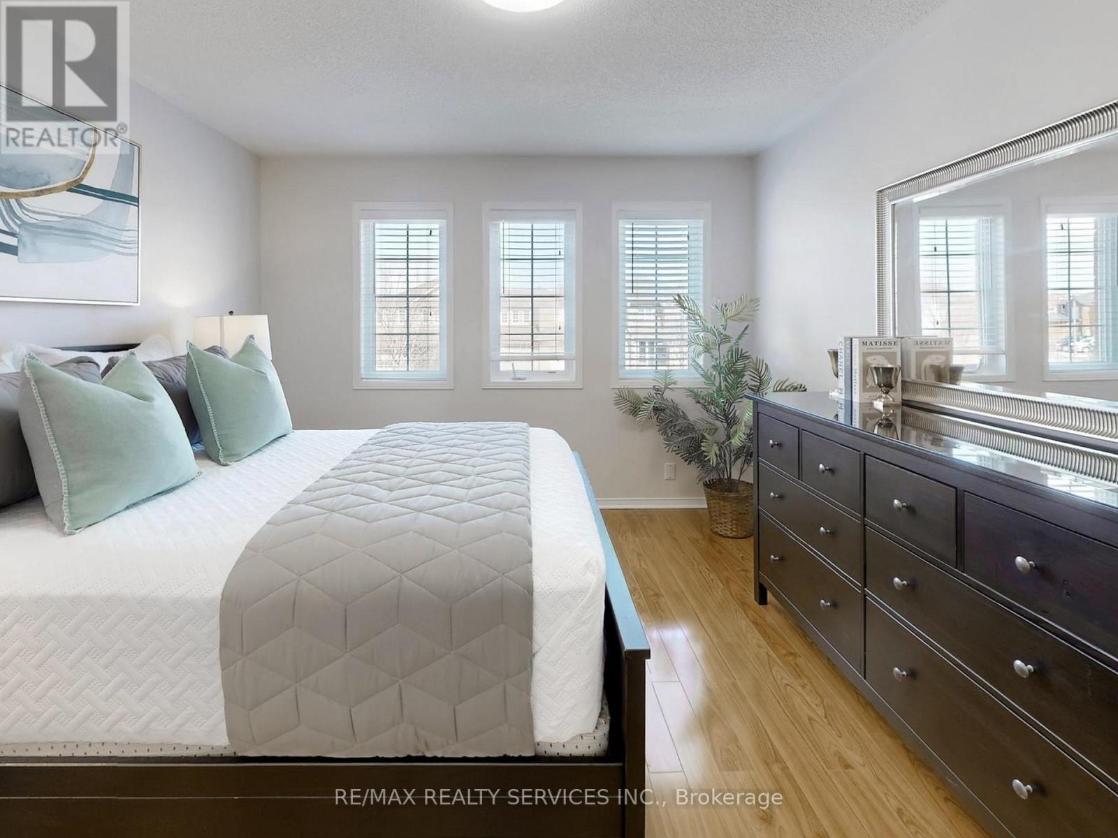 6169 Rowers Crescent, Mississauga, Ontario  L5V 3A1 - Photo 31 - W12962618