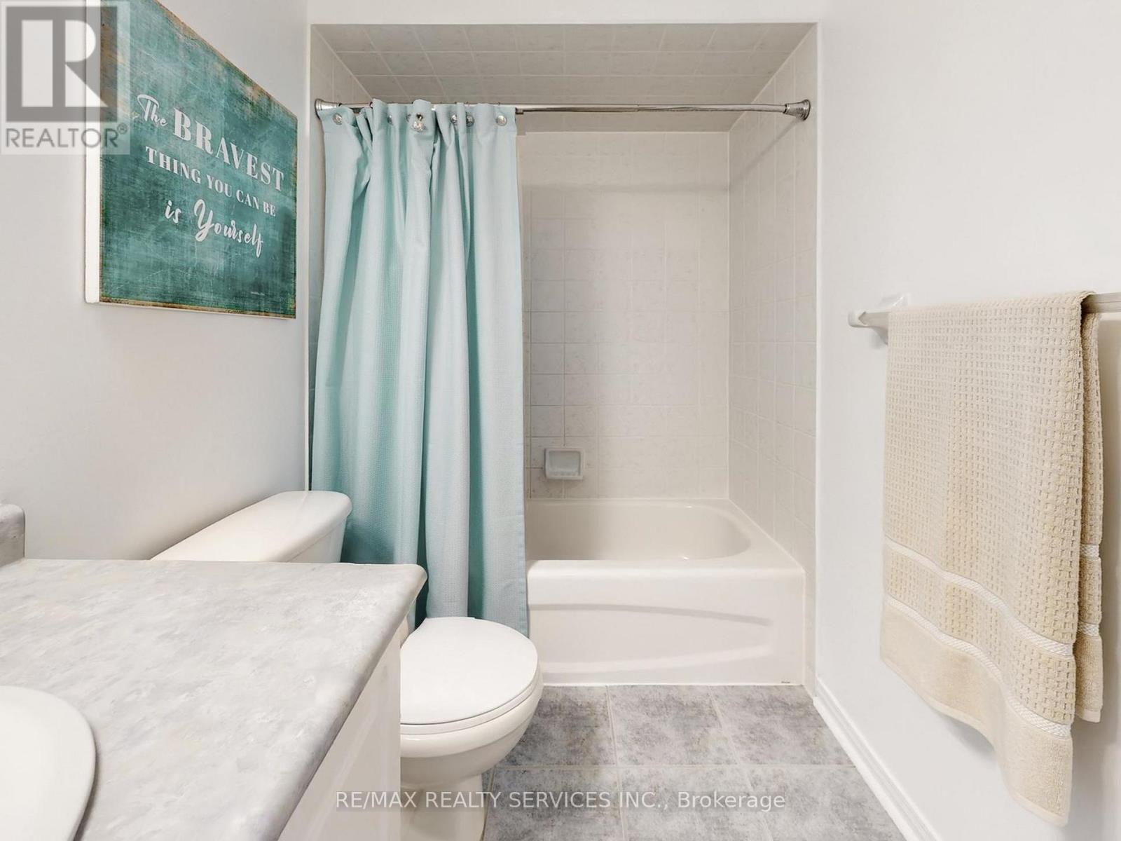 6169 Rowers Crescent, Mississauga, Ontario  L5V 3A1 - Photo 33 - W12962618