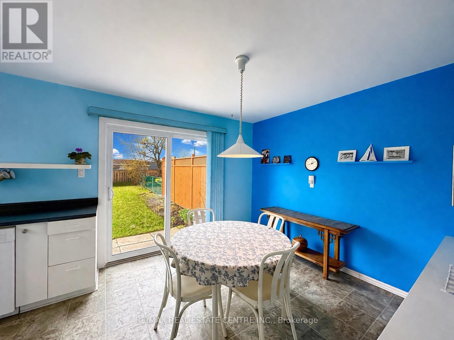 486 Galedowns Court, Mississauga, Ontario  L5A 3H9 - Photo 22 - W12962640