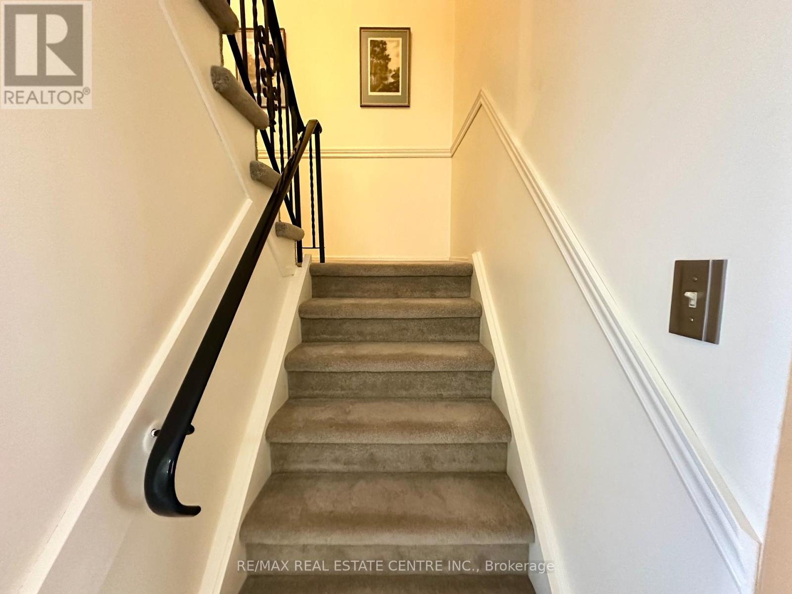 486 Galedowns Court, Mississauga, Ontario  L5A 3H9 - Photo 25 - W12962640