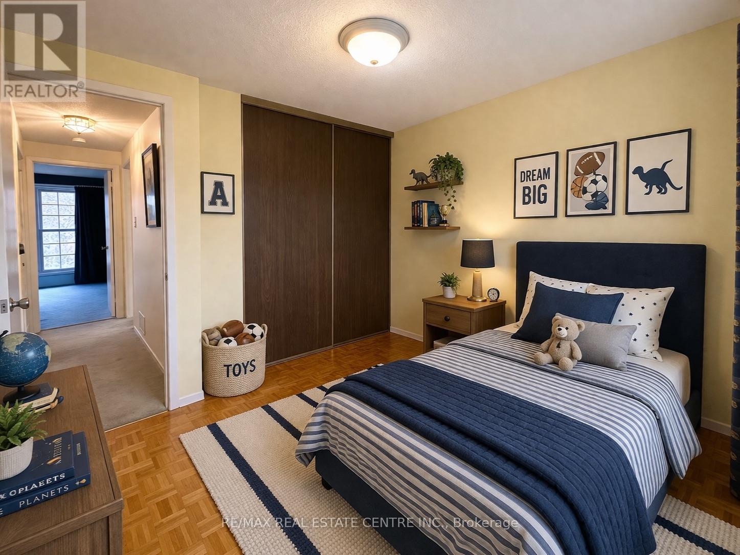 486 Galedowns Court, Mississauga, Ontario  L5A 3H9 - Photo 39 - W12962640