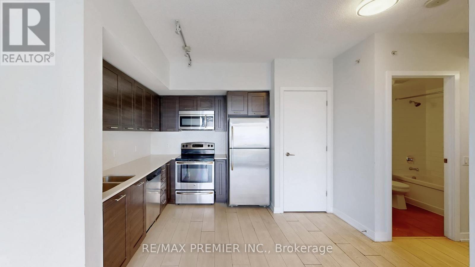 4605 - 2200 Lake Shore Boulevard W, Toronto (Mimico), Ontario  M8V 1A4 - Photo 10 - W12962646