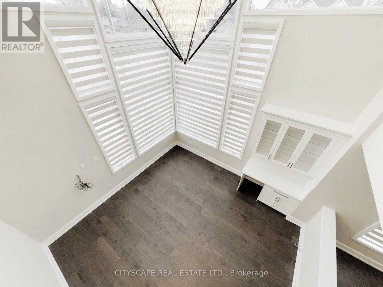 204 Mary Street, Oakville (Co Central), Ontario  L6K 1S4 - Photo 18 - W12962650