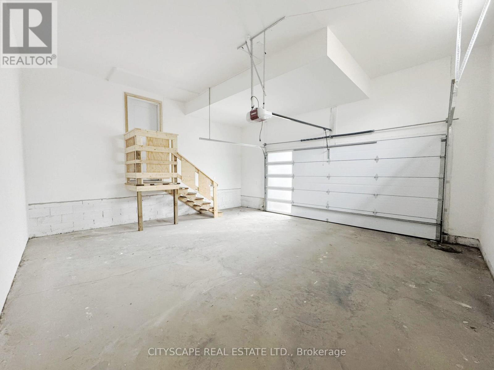 204 Mary Street, Oakville (Co Central), Ontario  L6K 1S4 - Photo 43 - W12962650