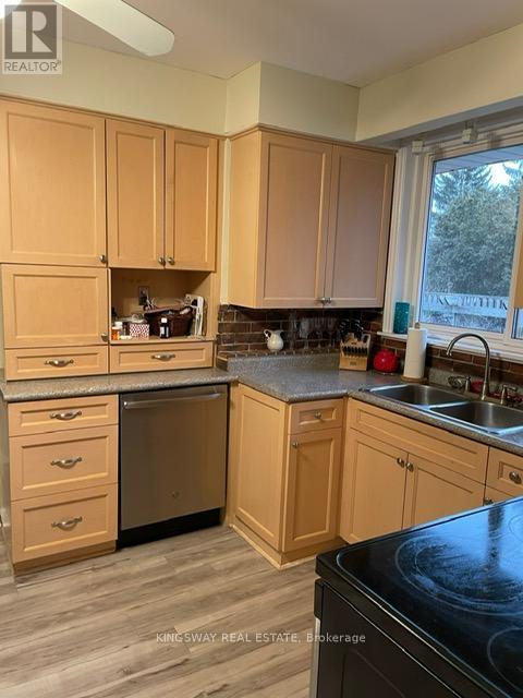 2026 Rebecca Street, Oakville (Br Bronte), Ontario  L6L 2A2 - Photo 11 - W12962652