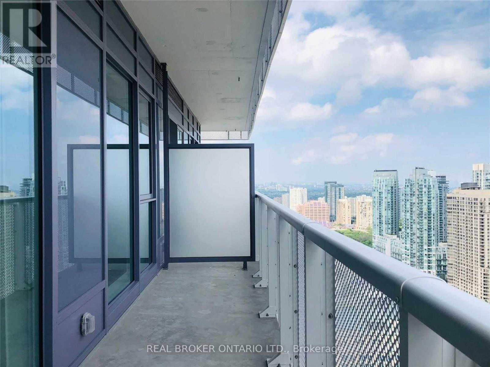 2212 - 4065 Confederation Parkway, Mississauga (City Centre), Ontario  L5B 4N1 - Photo 12 - W12962656