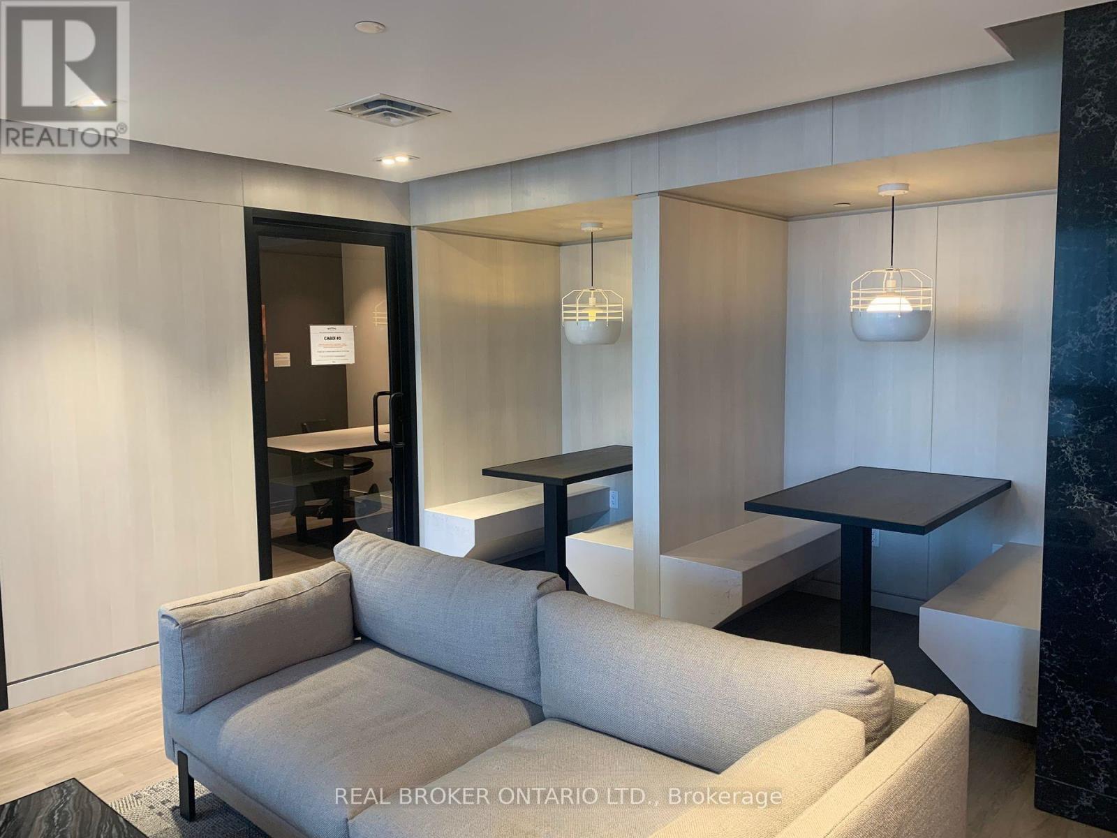 2212 - 4065 Confederation Parkway, Mississauga (City Centre), Ontario  L5B 4N1 - Photo 13 - W12962656