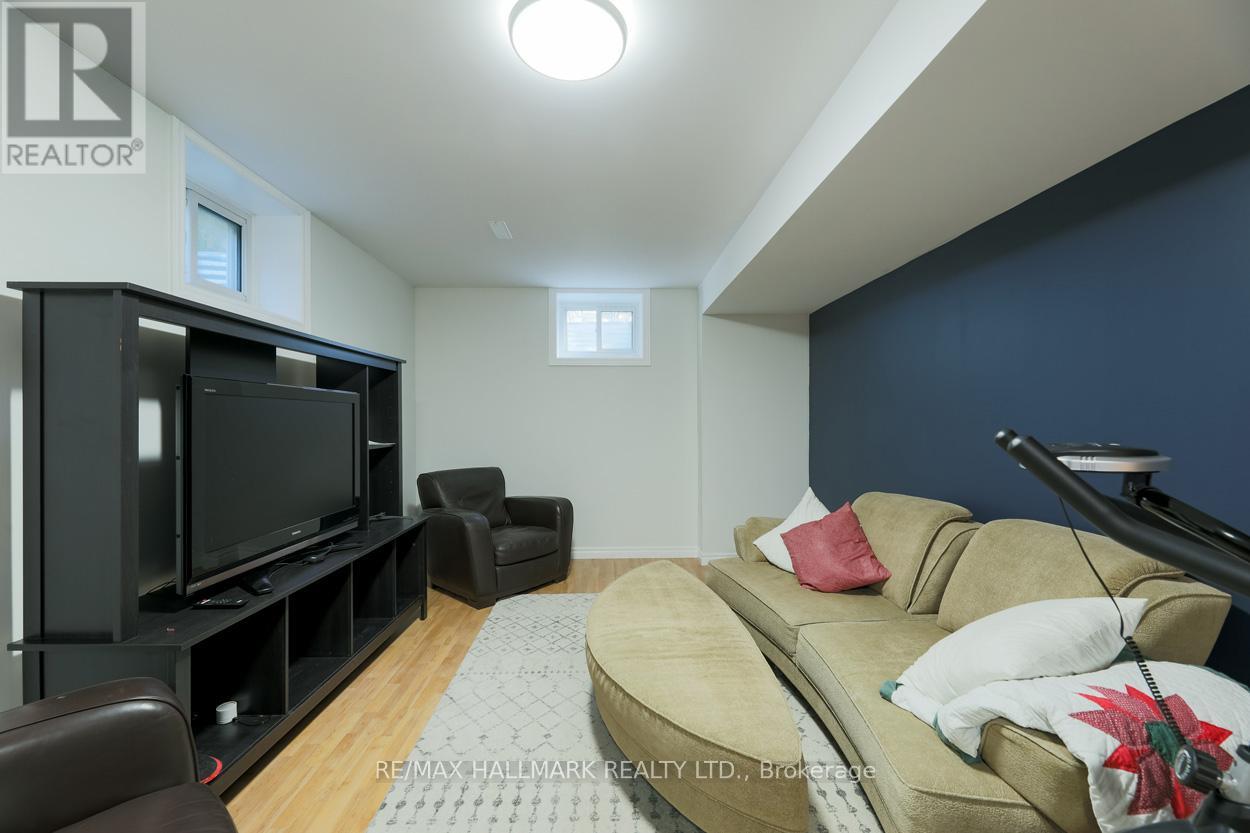 2429 Cliff Road, Mississauga (Cooksville), Ontario  L5A 2P1 - Photo 21 - W12962660