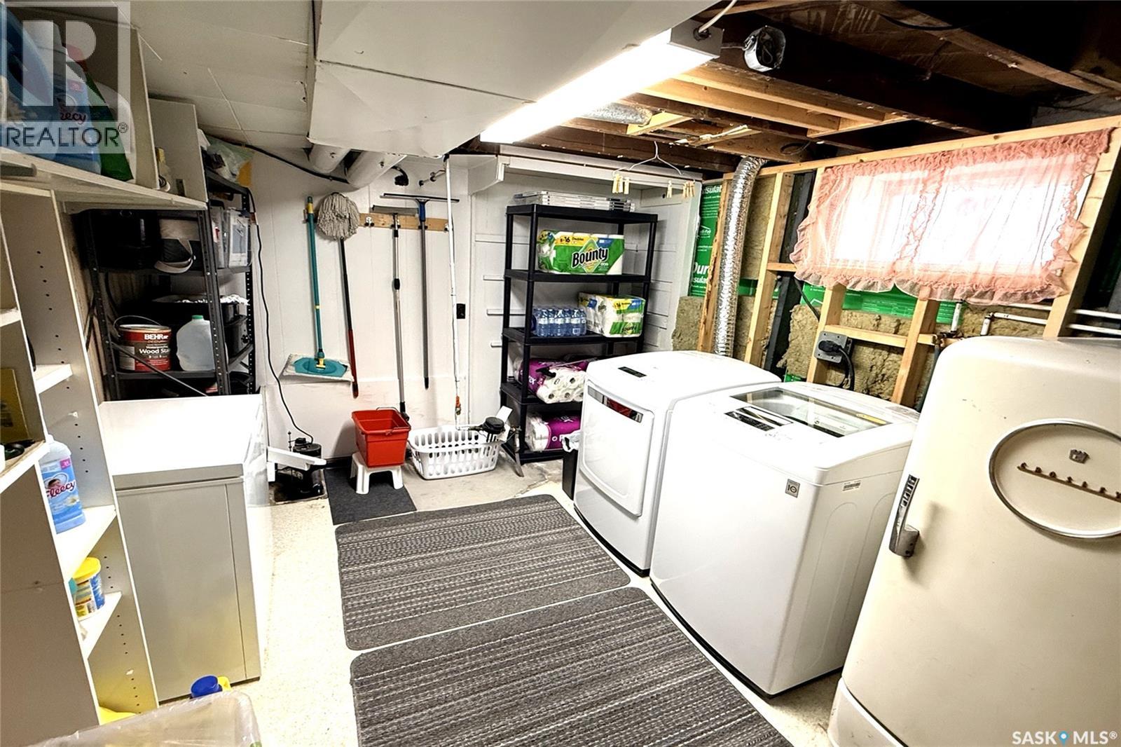 215 College Avenue, Regina, Saskatchewan  S4N 0W7 - Photo 24 - SK032227