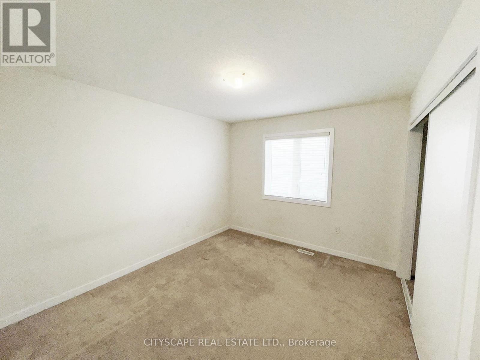 16 Pagebrook Crescent, Hamilton (Stoney Creek Mountain), Ontario  L8J 0K7 - Photo 28 - X12962654