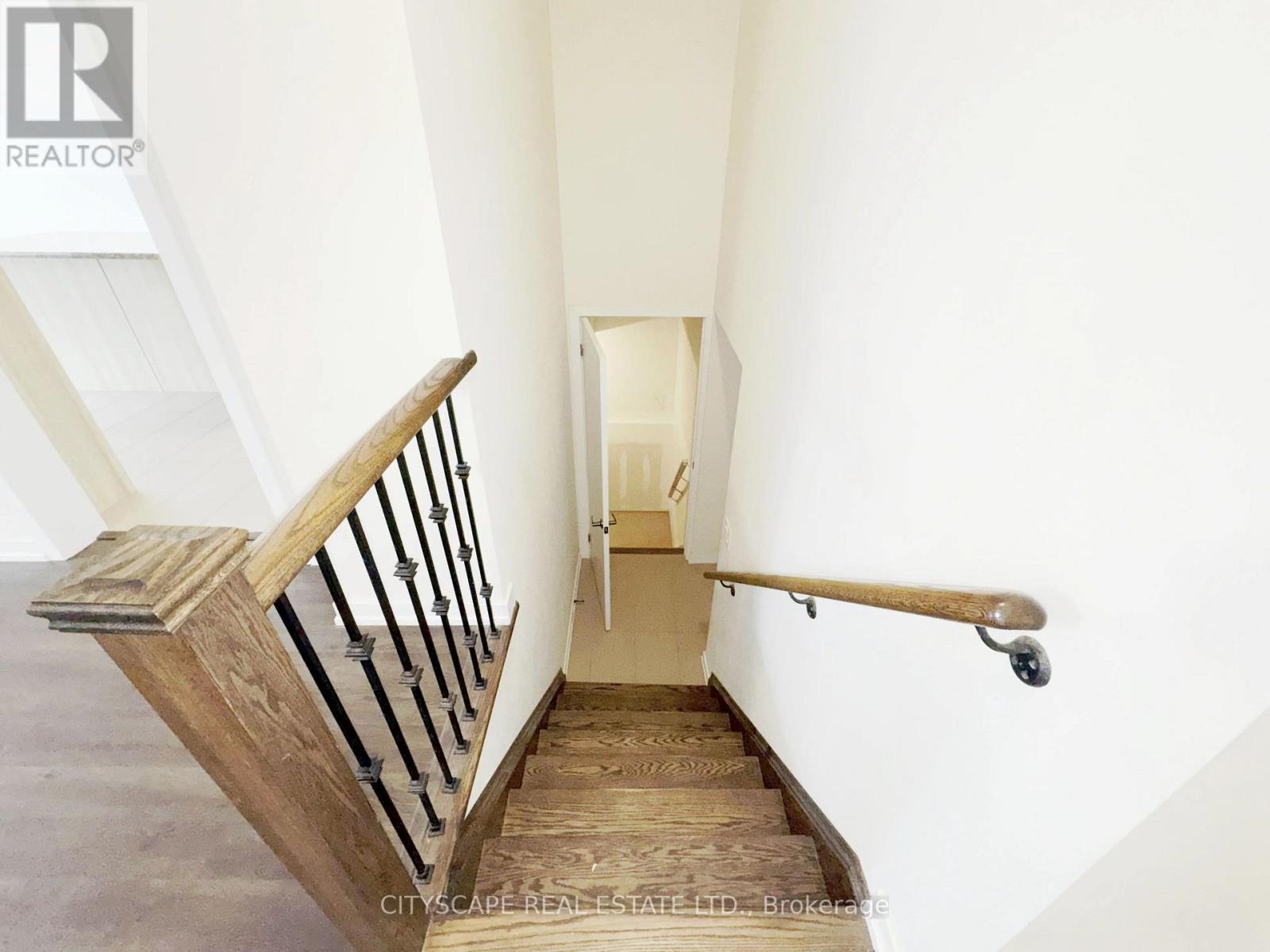 16 Pagebrook Crescent, Hamilton (Stoney Creek Mountain), Ontario  L8J 0K7 - Photo 37 - X12962654