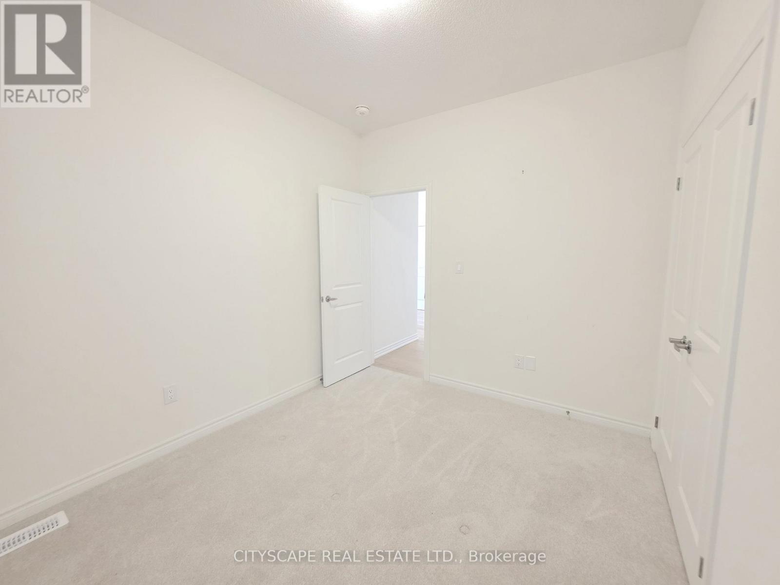 48 Hillcroft Way, Kawartha Lakes, Ontario  K0M 1A0 - Photo 30 - X12962692