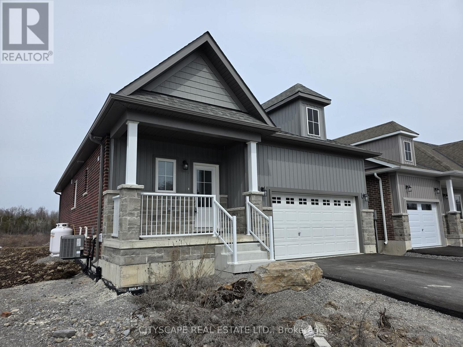 48 Hillcroft Way, Kawartha Lakes, Ontario  K0M 1A0 - Photo 4 - X12962692