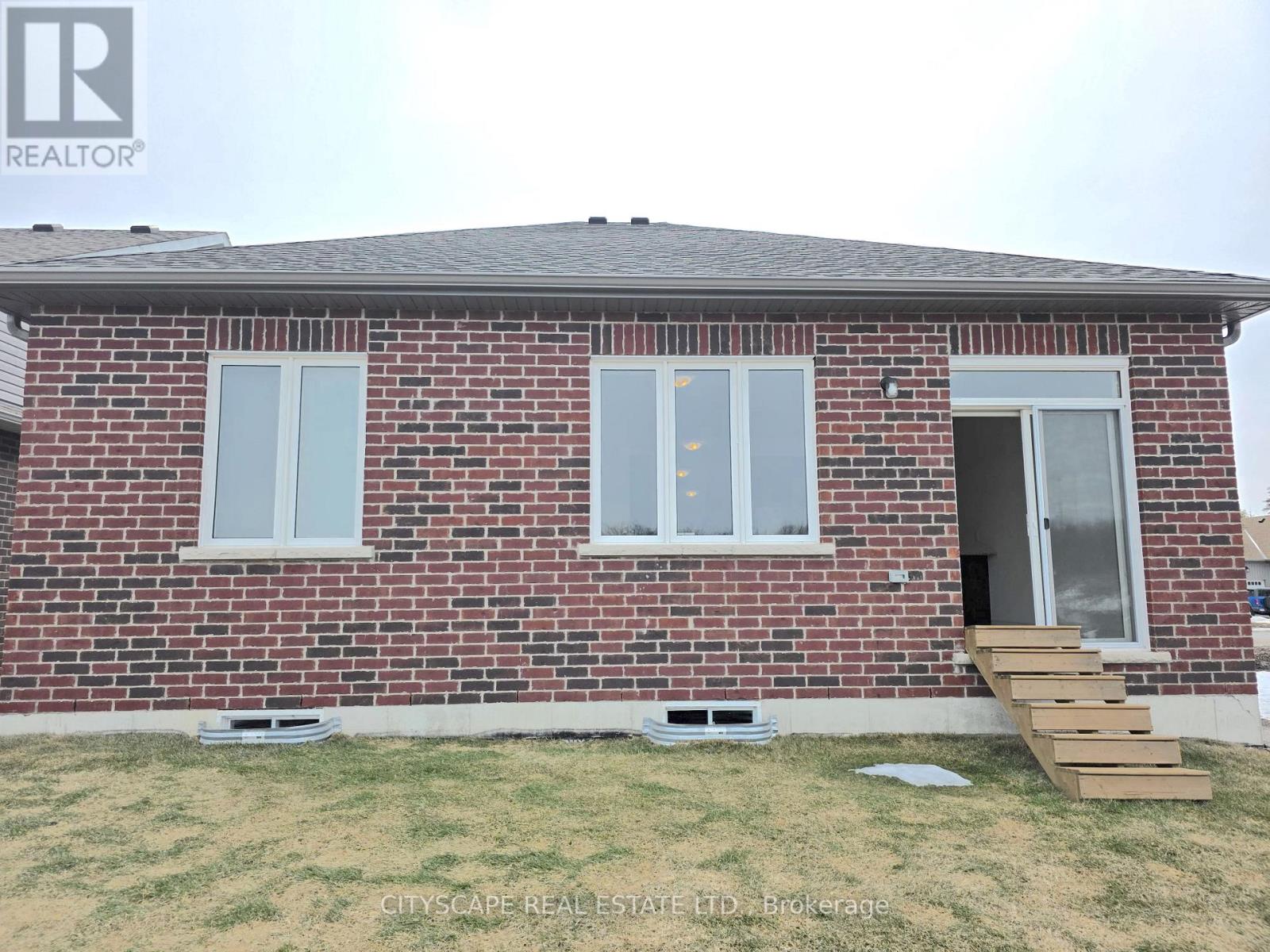 48 Hillcroft Way, Kawartha Lakes, Ontario  K0M 1A0 - Photo 45 - X12962692