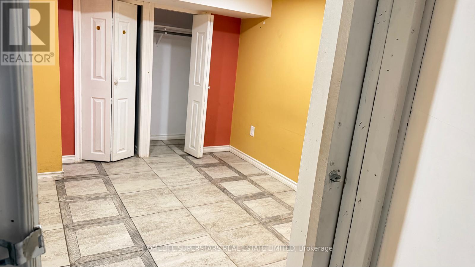 6248 Culp Street E, Niagara Falls (Dorchester), Ontario  L2G 2C1 - Photo 11 - X12962698