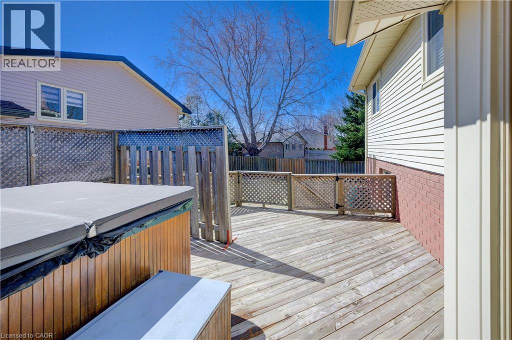 489 Northlake Drive, Waterloo, Ontario N2V 1V5 - Photo 37 - 40815926