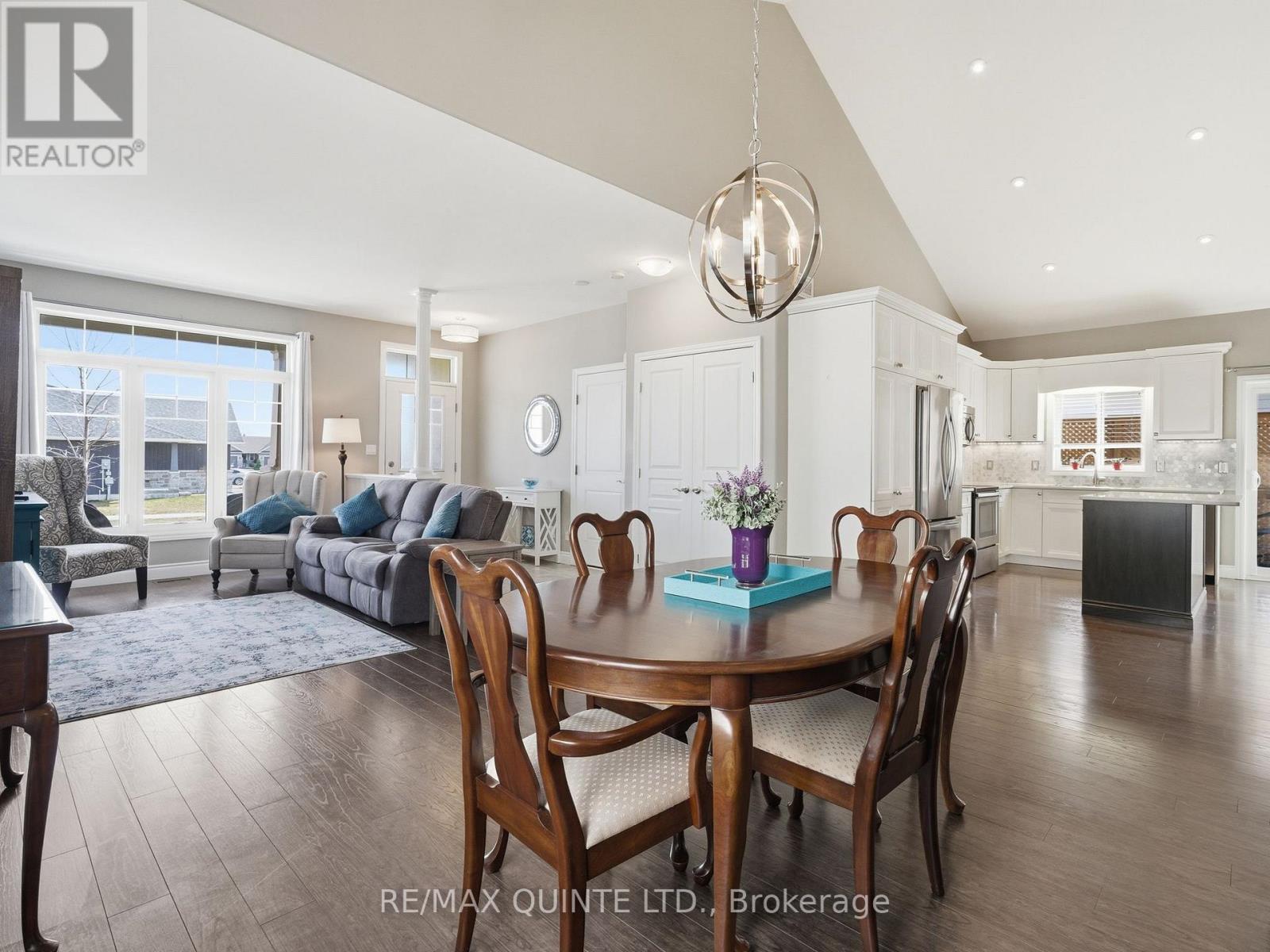 18 Deacon Place, Belleville, Ontario  K8P 0E9 - Photo 12 - X12962776