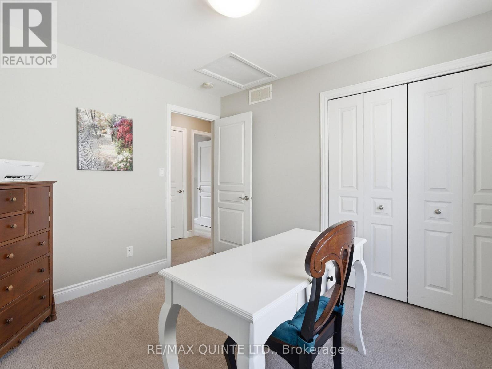 18 Deacon Place, Belleville, Ontario  K8P 0E9 - Photo 30 - X12962776