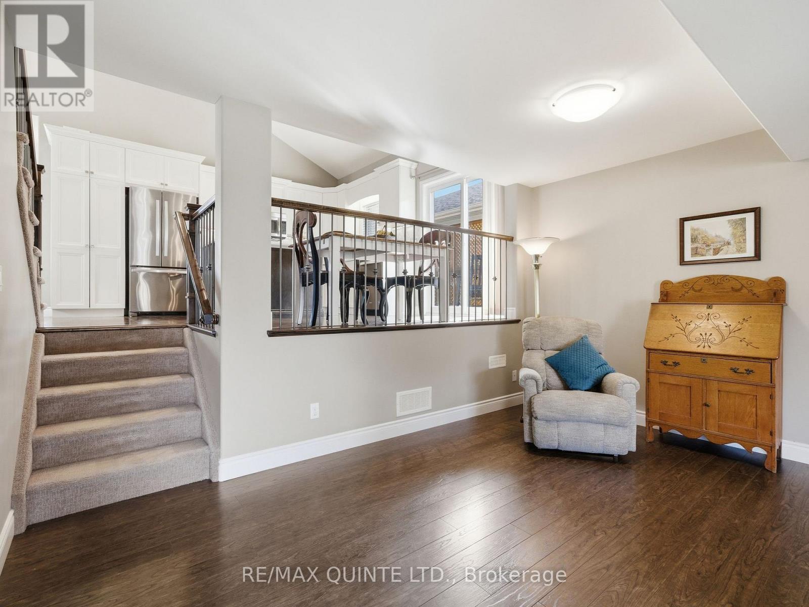 18 Deacon Place, Belleville, Ontario  K8P 0E9 - Photo 32 - X12962776