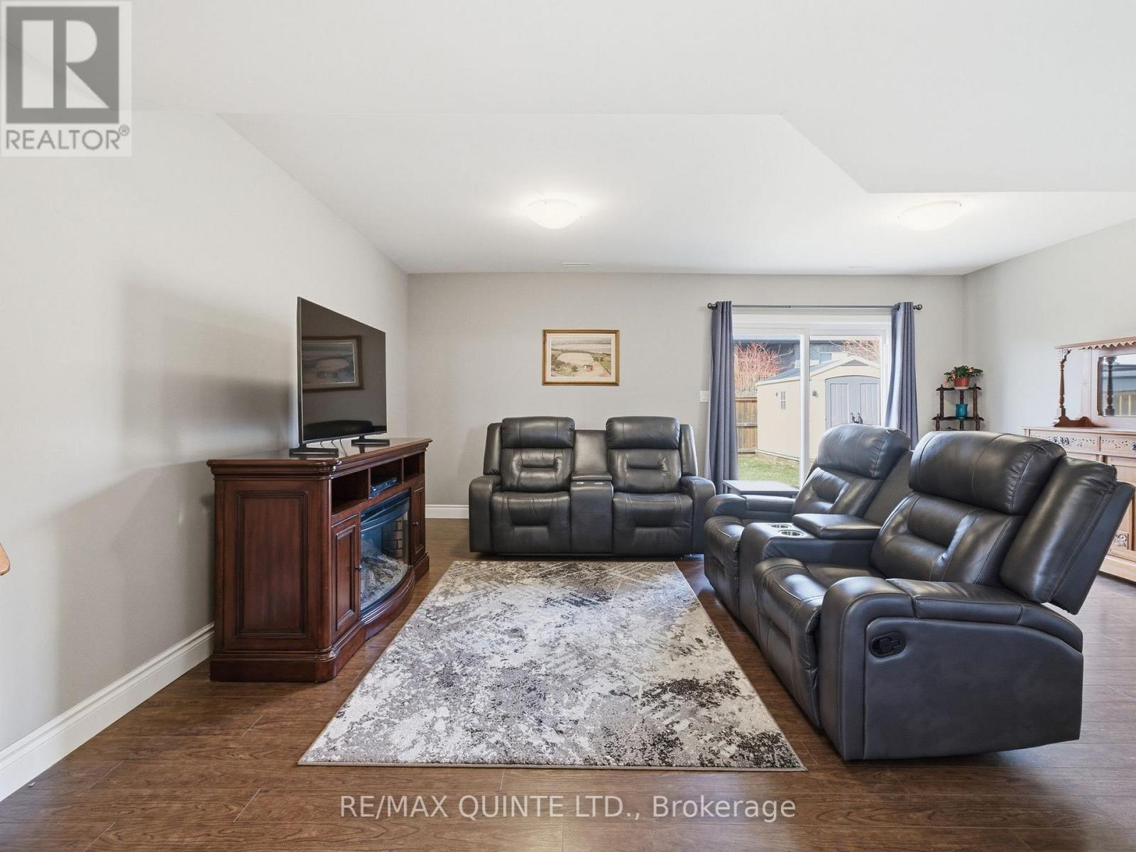 18 Deacon Place, Belleville, Ontario  K8P 0E9 - Photo 34 - X12962776