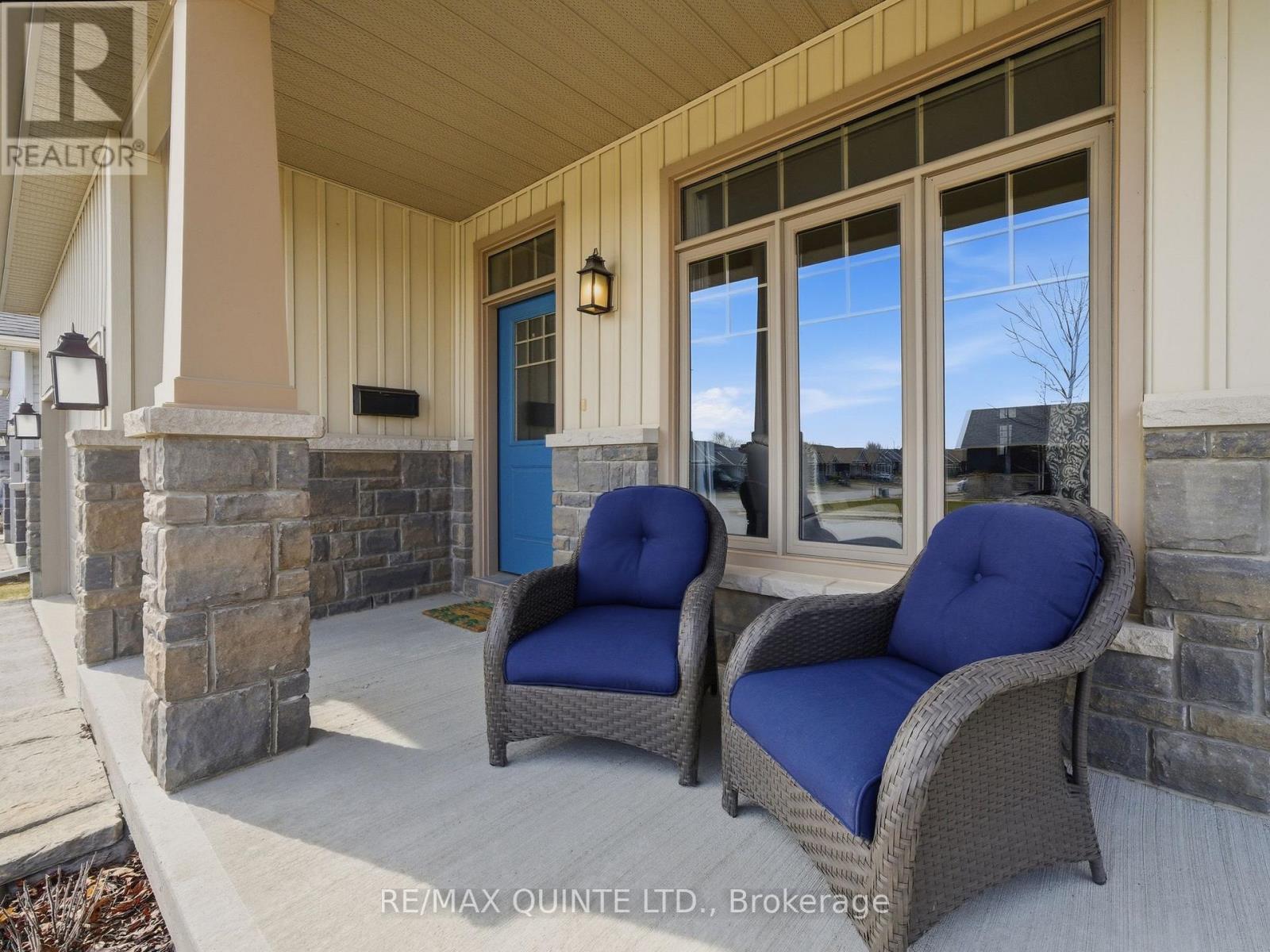 18 Deacon Place, Belleville, Ontario  K8P 0E9 - Photo 4 - X12962776