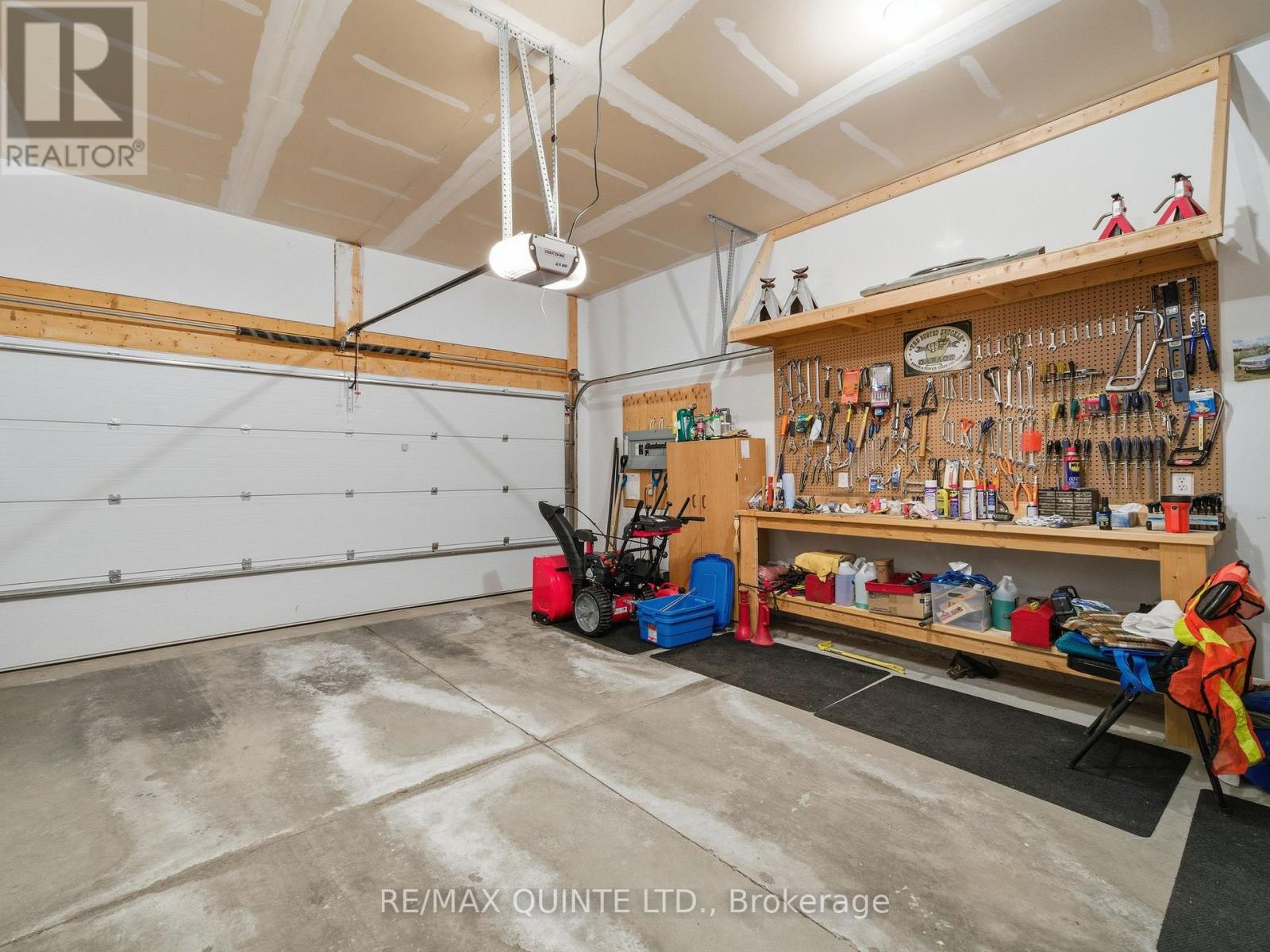 18 Deacon Place, Belleville, Ontario  K8P 0E9 - Photo 41 - X12962776