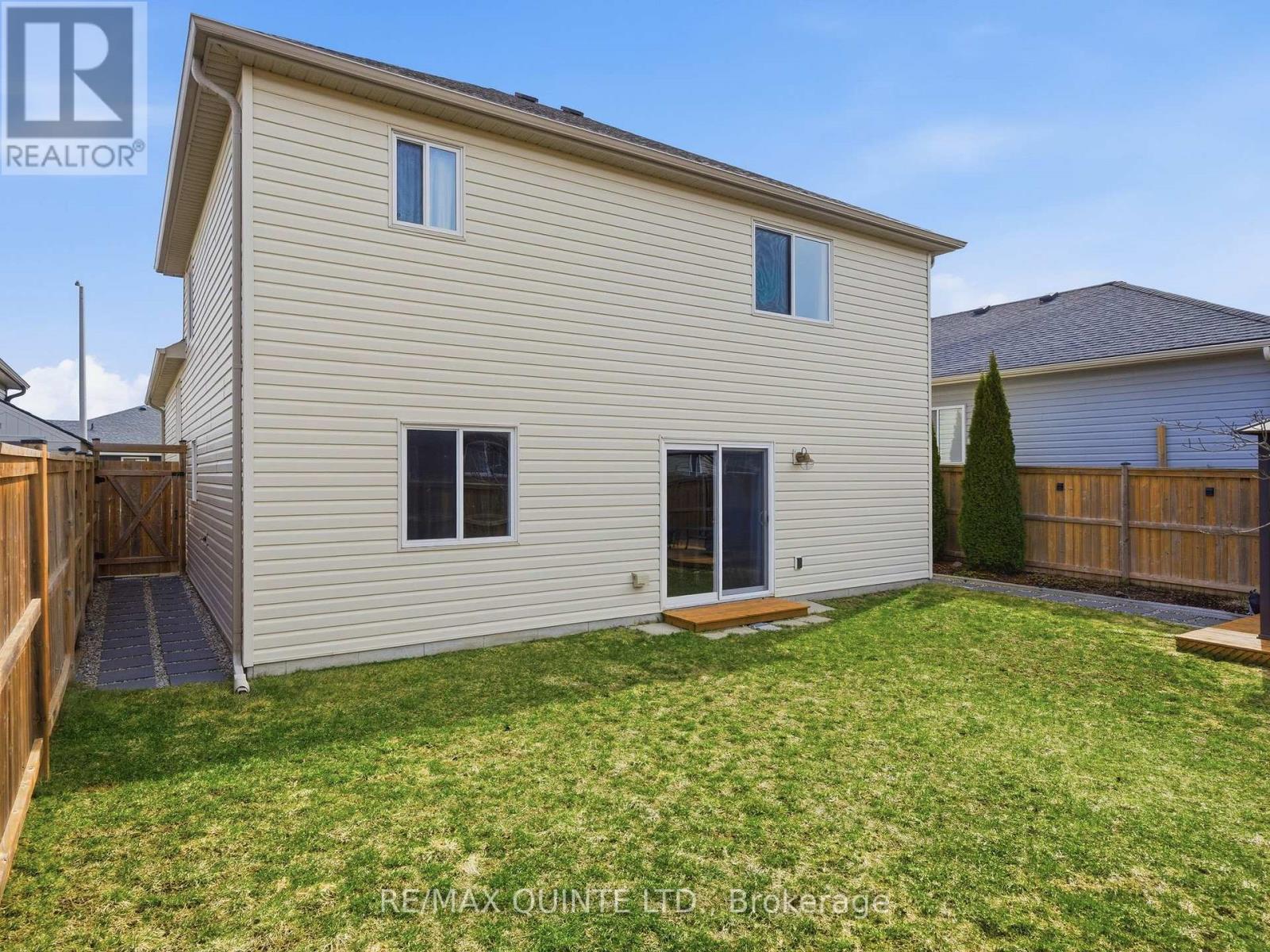 18 Deacon Place, Belleville, Ontario  K8P 0E9 - Photo 43 - X12962776