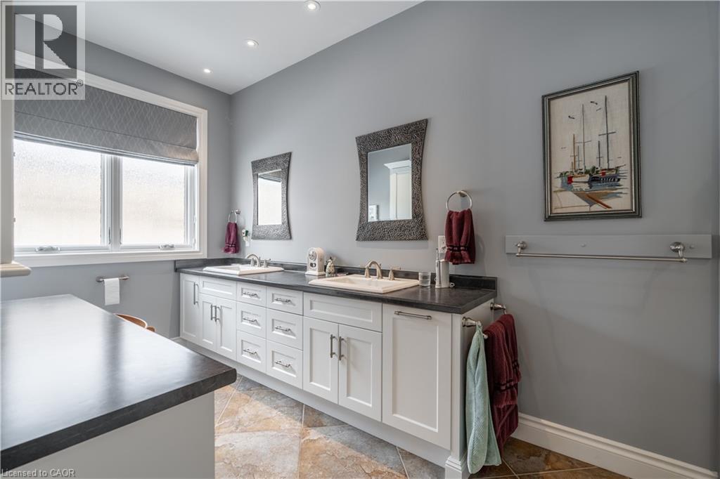 200 Falling Brook Drive, Ancaster, Ontario  L9G 1E6 - Photo 30 - 40812309