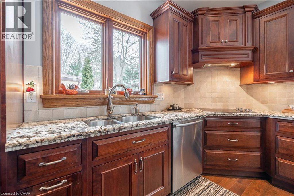 200 Falling Brook Drive, Ancaster, Ontario  L9G 1E6 - Photo 19 - 40812309