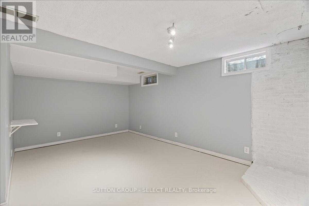 461 Cleveland Avenue, London South, Ontario  N5Z 3C3 - Photo 30 - X12962852