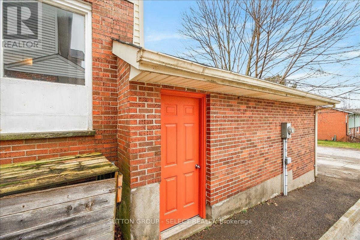 461 Cleveland Avenue, London South, Ontario  N5Z 3C3 - Photo 36 - X12962852