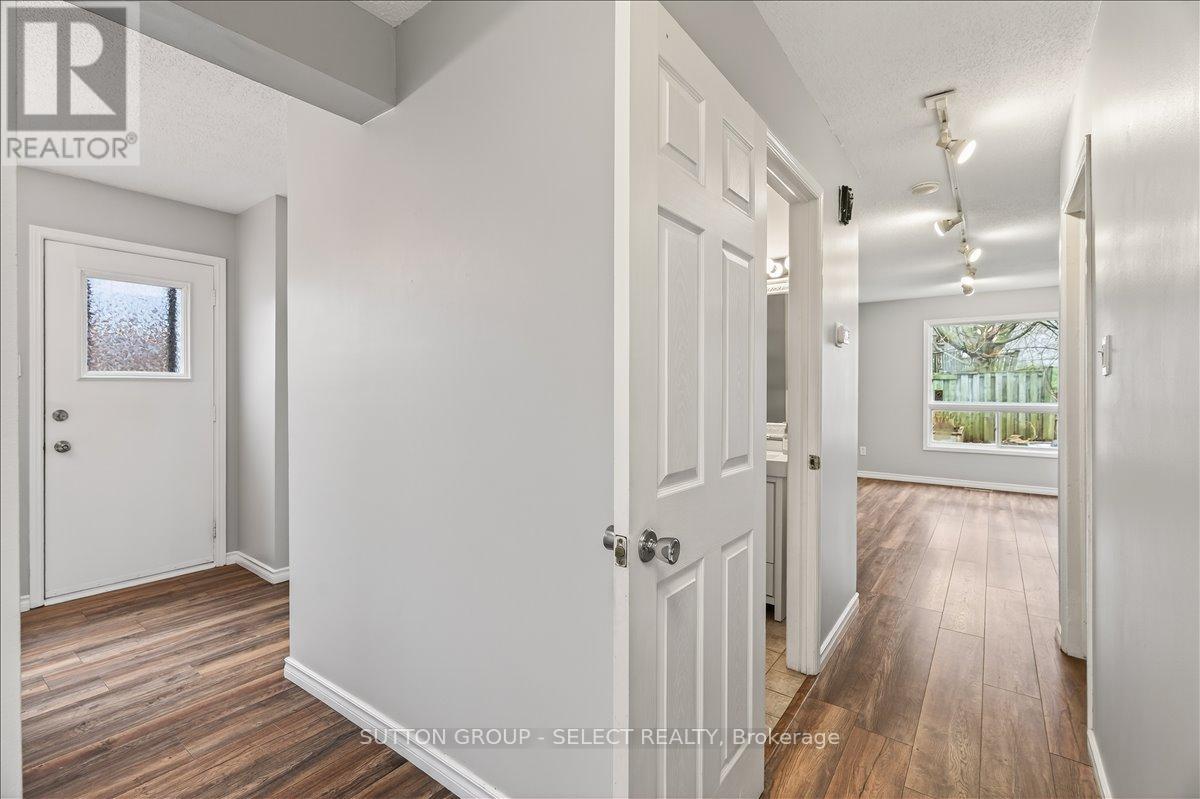 461 Cleveland Avenue, London South, Ontario  N5Z 3C3 - Photo 5 - X12962852