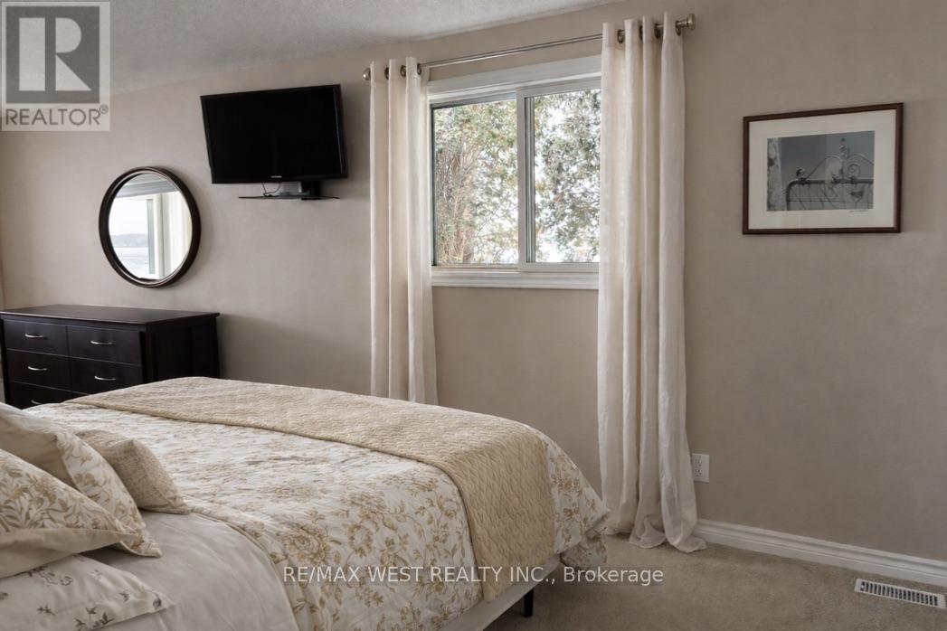 2231 North Orr Lake Road, Springwater, Ontario  L0L 1P0 - Photo 25 - S12776044