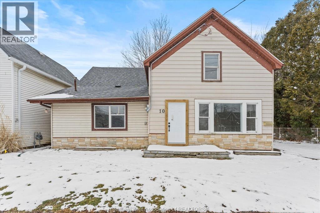 10 Woods Street, Chatham, Ontario  N7L 3R1 - Photo 2 - 26001815