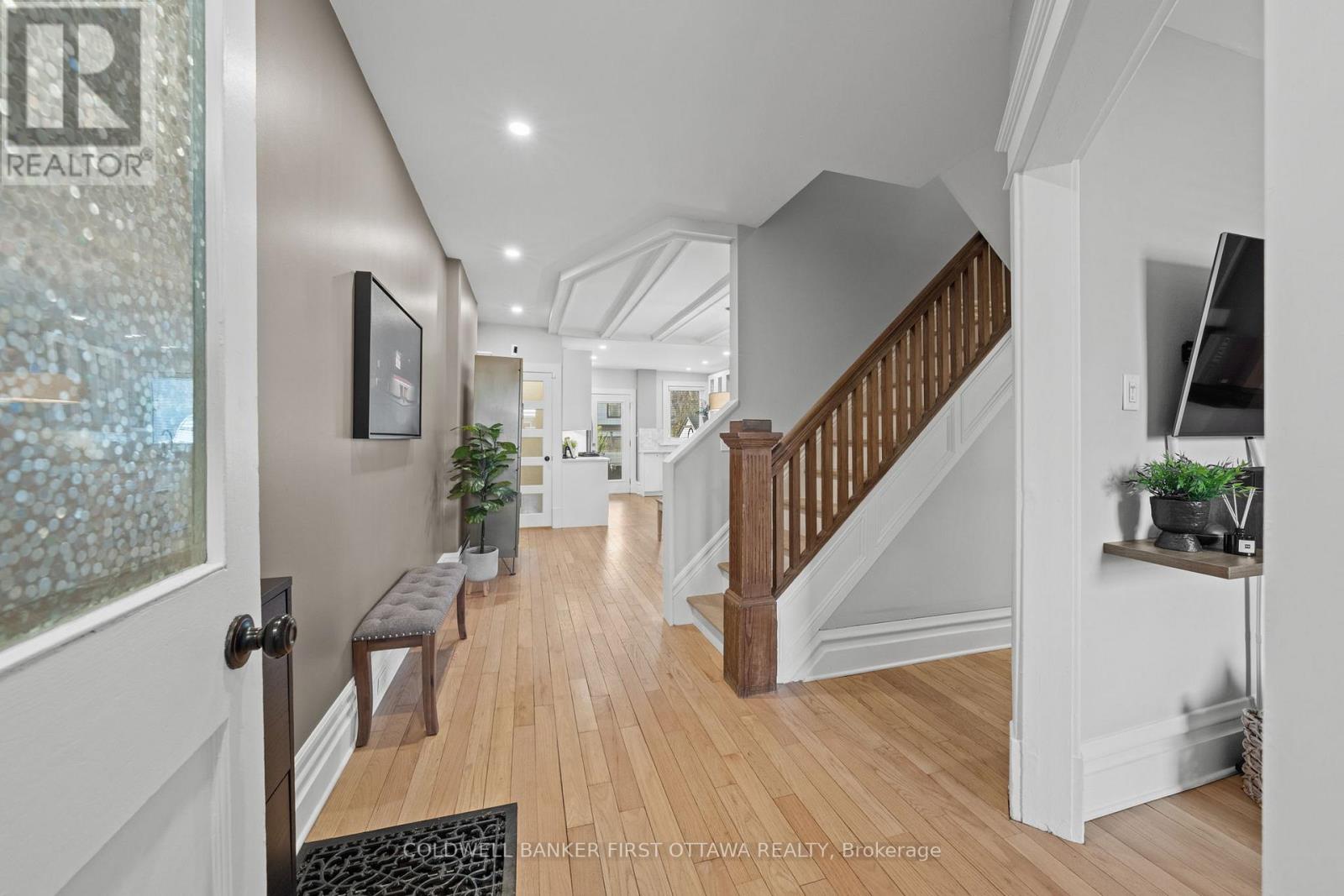 68 Brighton Avenue, Ottawa, Ontario  K1S 0T2 - Photo 5 - X12962734