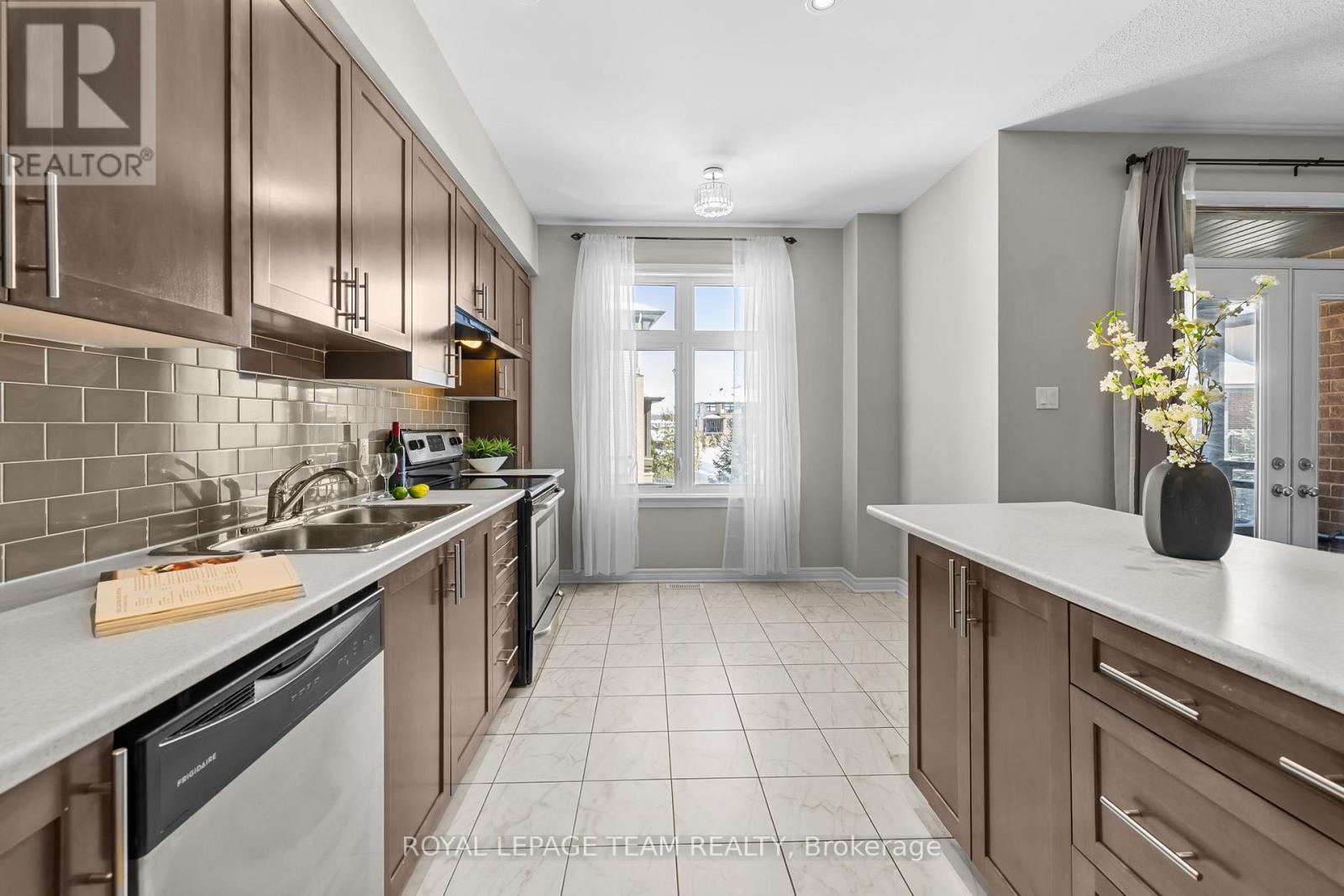 92 Stockholm Private, Ottawa, Ontario  K4M 0G9 - Photo 14 - X12962828